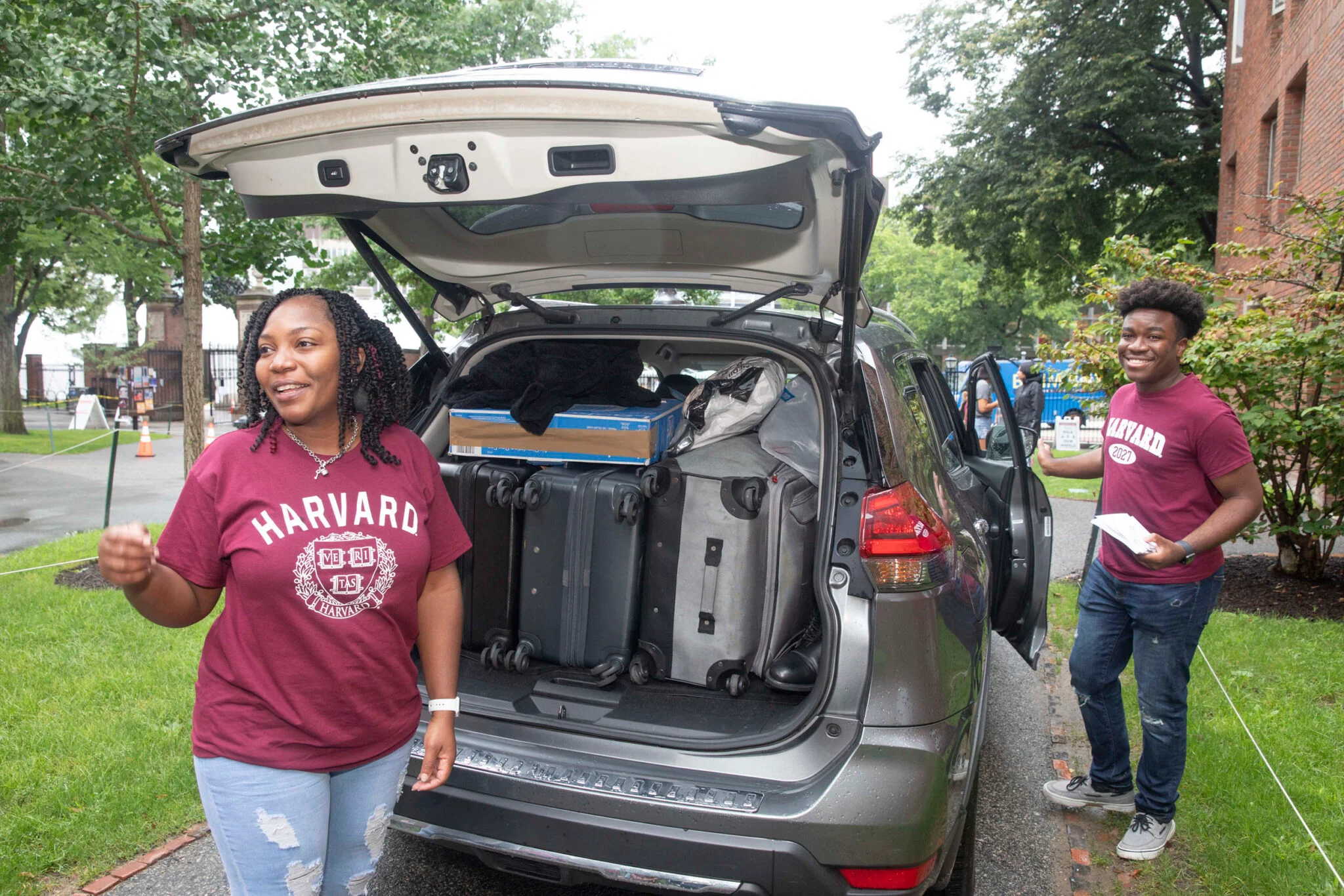 Dontae Christie (right) made the move from San Antonio, Texas, with his mom, Joy, to help with unpacking. Photo: Kris Snibbe