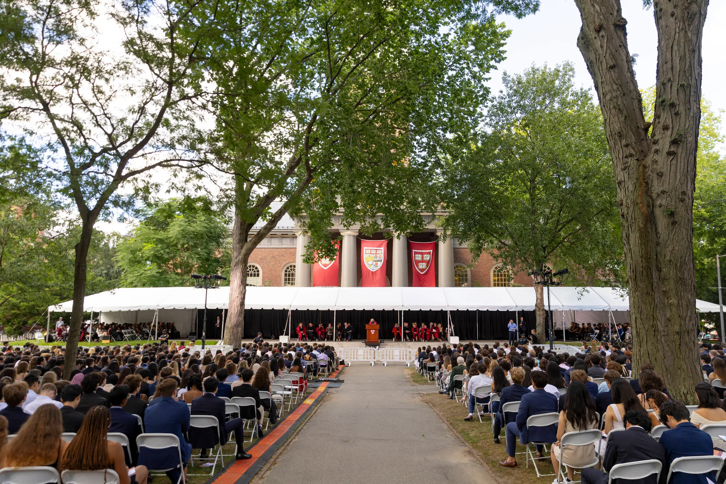 President Alan Garber addresses first year students at the Tercentenary Theatre. Niles Singer/Harvard Staff Photographer